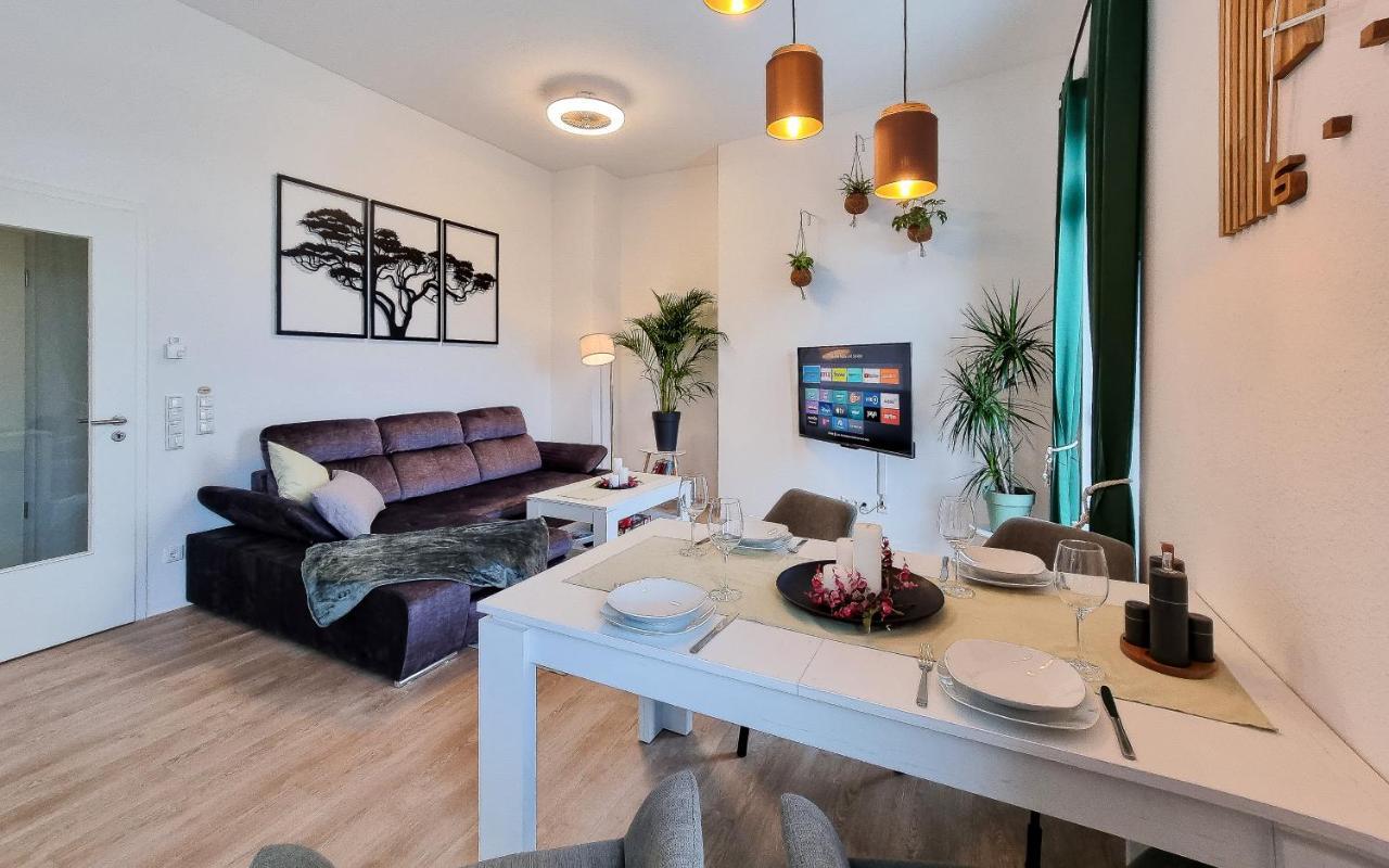 Wiluka Penthouse Mit Grosser Dachterasse Nachhaltig Eingerichtet Netflix 拉恩河畔林堡 外观 照片